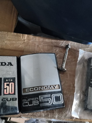 Honda GLX Genuine Mask Emblems used