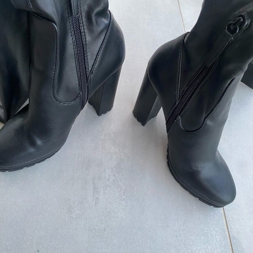Aldo black high boots with zipper size 37 like new