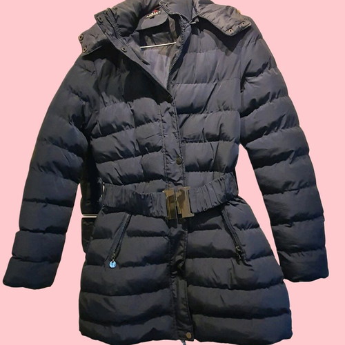 Women's dark blue jacket like new with belt and fur hood size M
