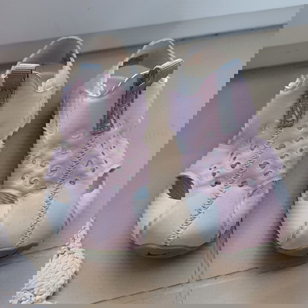 Παιδική παντόφλα πέδιλο της Nike 25ν