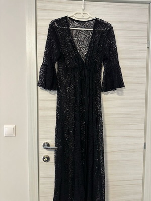 Lida kimono black like new, sizes M and L