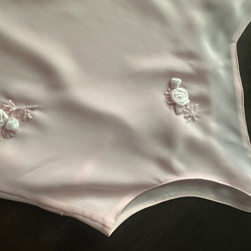 Women's pink organza blouse M with lining, floral decoration