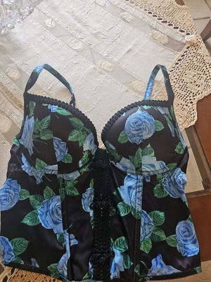 Tezenis corset blouse, black with floral pattern, size 75B