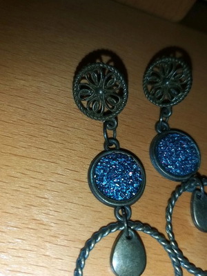 Dangling earrings
