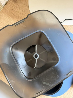 Rojeco automatic pet feeder