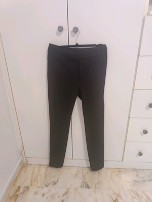 Zara fabric pants black, like new, size S
