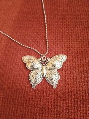 Butterfly stainless steel necklace new