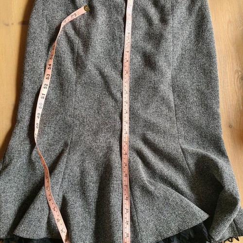 Tayier skirt and jacket set grey like new, size 14