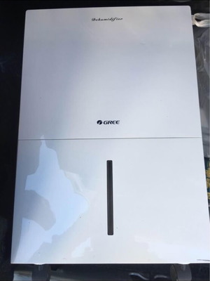 Gree dehumidifier like new