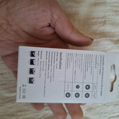 Bluetooth remote shutter blue new for photos