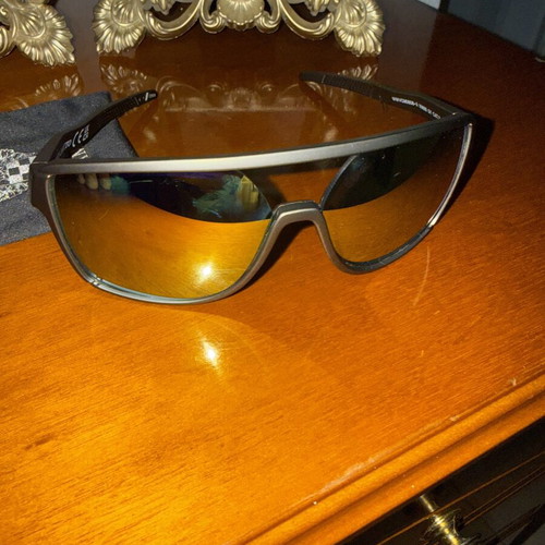 Vince Camuto sunglasses new, matte gray frame
