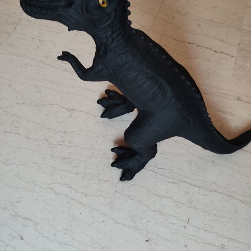 Dinosaur toy like new