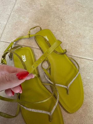 Zara slides new, size 39, green