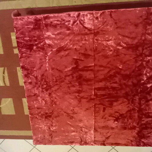 Vintage velvet tablecloth 140x140 red like new