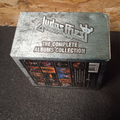 Judas Priest The Complete Albums Collection box set like new, metal
