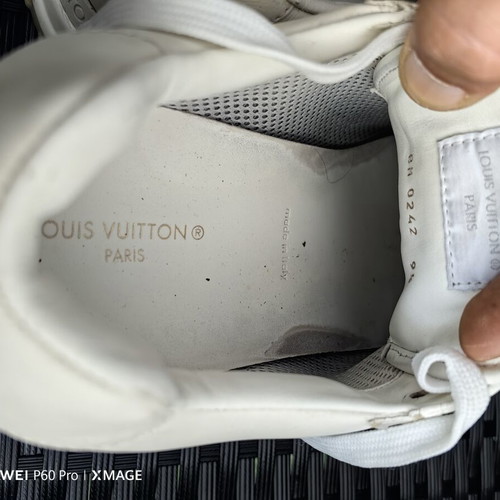 Louis Vuitton sneakers used size 43.5 white authentic