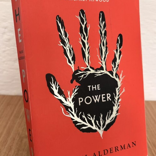 The Power by Naomi Alderman paperback used