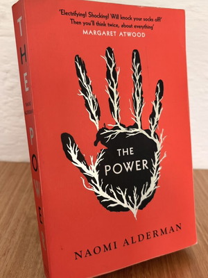 The Power από Naomi Alderman paperback μεταχειρισμένο