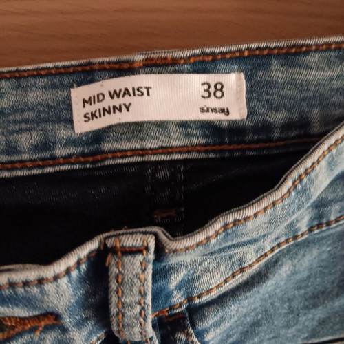 Sinsay women's blue denim jeans used