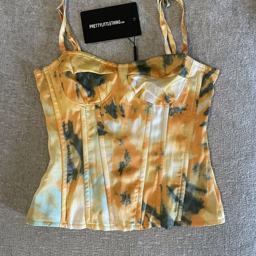 Bustier Pretty Little Thing new with straps