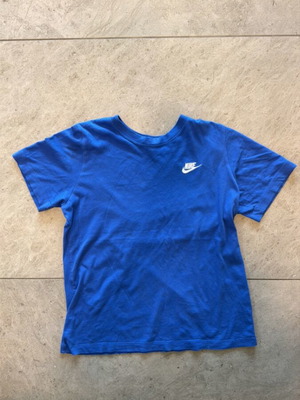 Nike T shirt blue XL like new 158-170+