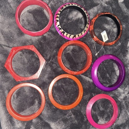 Bracelets like new, assorted set