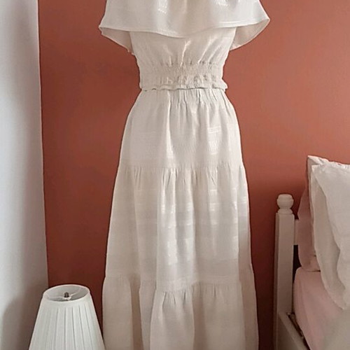 Long skirt set with crop blouse like new, beige, size M