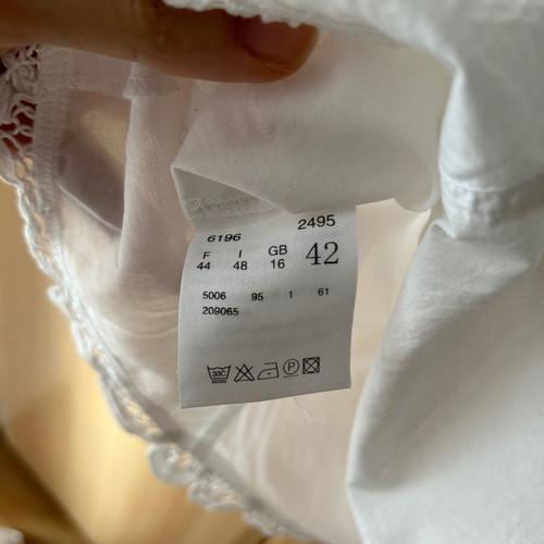 Betty Barclay linen blouse white like new, size 42