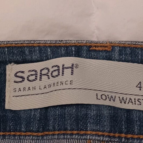 Sarah Lawrence Jean like new, low waist, blue, straight leg with slight flare
