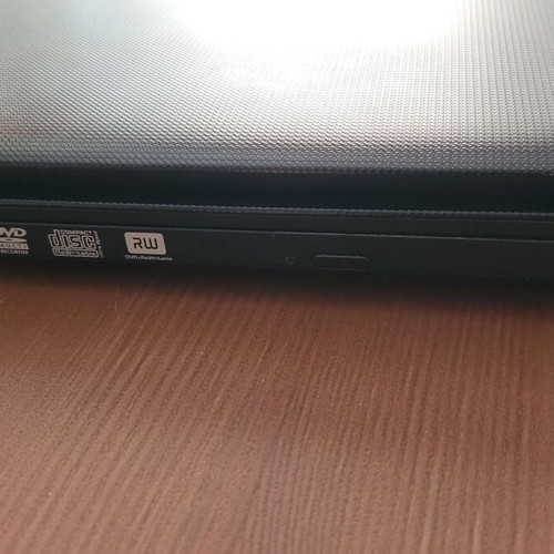 Toshiba Satellite C650D-11G laptop used, for repair or spare parts