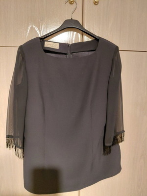 Black crepe satin blouse with beads, back zipper, like new, size M