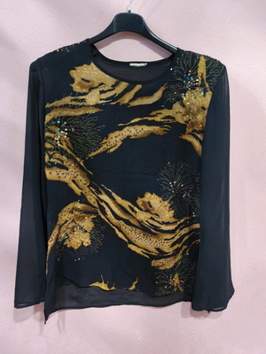 Vintage blouse with gold embroidery and sequins like new