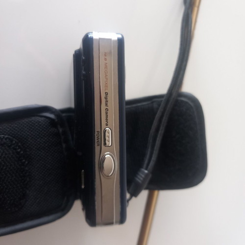JAGA digital camera used with case