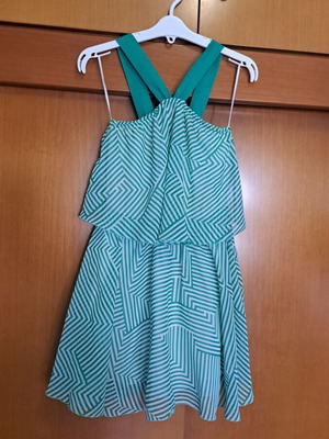 Chief girls dress green size 128 cm like new for ages 8-10