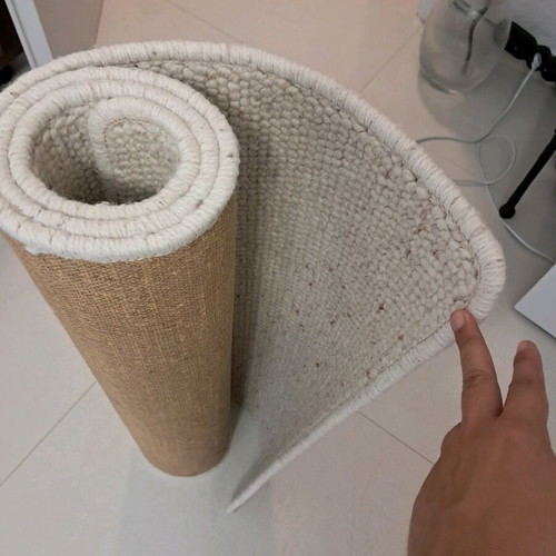 Hallway and bedroom rugs like new, set of 3 pieces