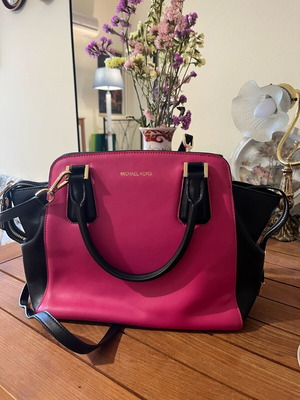 Michael Kors handbag used, genuine leather, pink and black