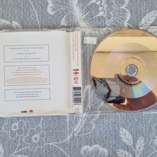 Elton John Candle in the Wind Something About The Way CD like new, pop