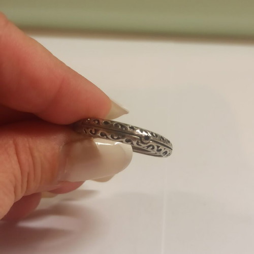 Ring used, size 8, with three interlinked discs, original design