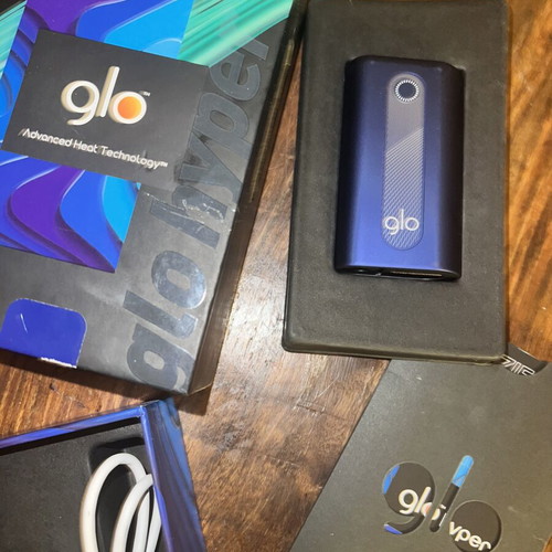 Glo Hyper Tobacco Heating Device new in box, blue