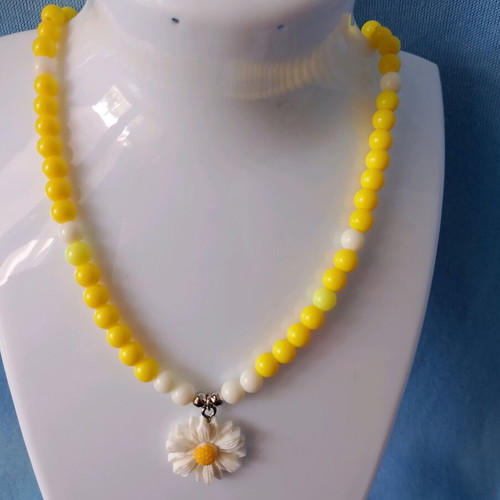 Beaded necklace yellow for spring and summer, new