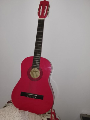 Guitar like new, 34gm
