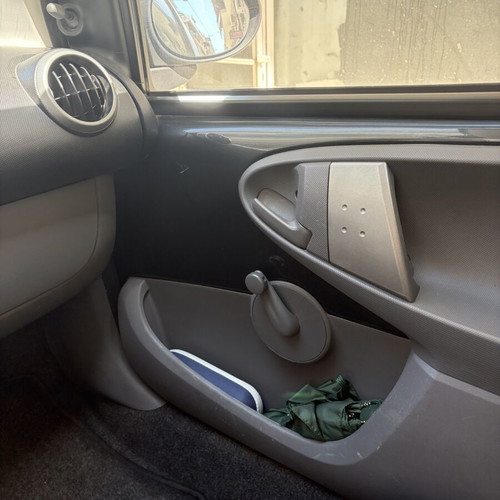 Toyota Aygo 2010 manual, used, 250000 km, air conditioning