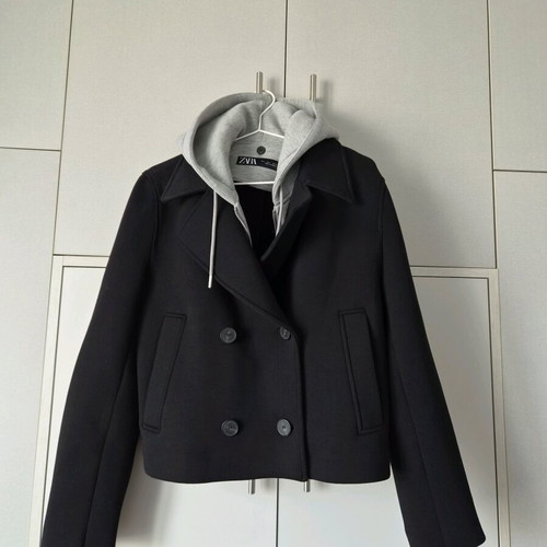 Zara 2-in-1 Outerwear with Detachable Hood Size L Like New
