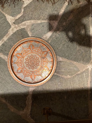 Round copper tray used, 40 cm diameter