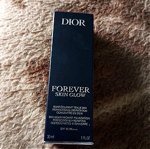 Dior forever skin glow 0N