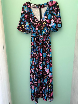 Chaton maxi floral dress with belt like new, size S