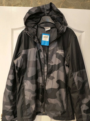 Columbia jacket new, waterproof and windproof, size M