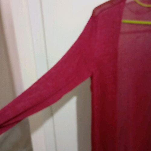 Thin cardigan like new, red, buttonless