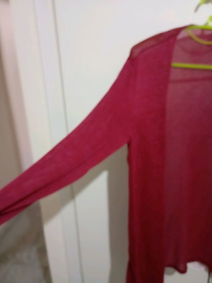 Thin cardigan like new, red, buttonless