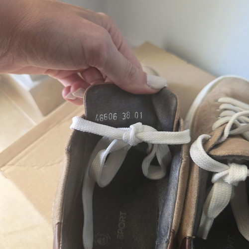 Janet & Janet brown double-layer leather sneakers size 38 like new